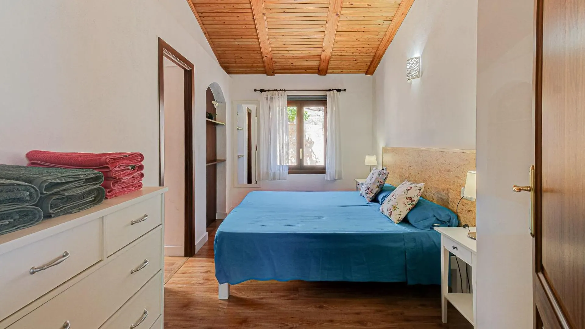 Casa de Campo Finca S'Hostalet By Rentallorca Montuiri  Espanha